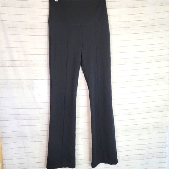 LYSSE FRONT CENTER SEAM FLARE BLACK PULL ON LEGGINGS, SZ SMALL - Picture 3 of 12